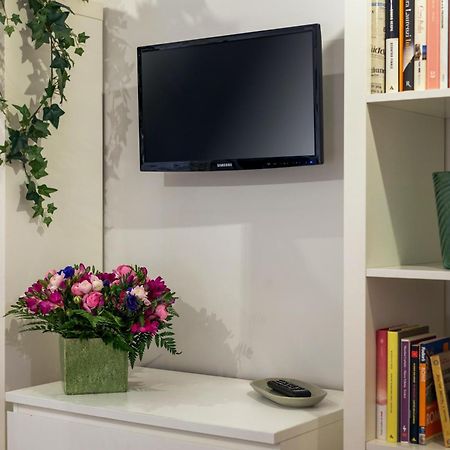 Rome As You Feel - Piazza Dei Satiri Apartments Екстериор снимка