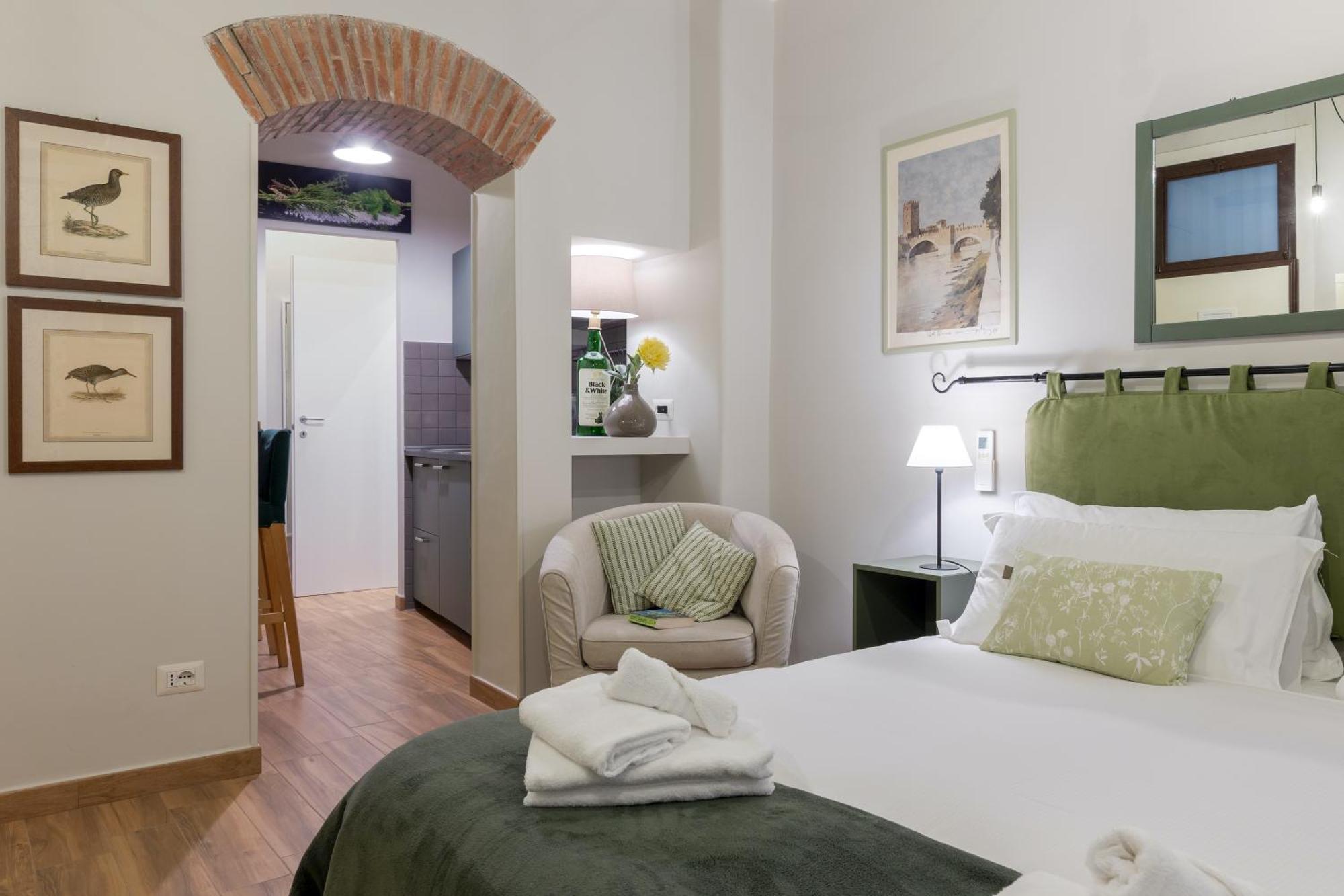 Rome As You Feel - Piazza Dei Satiri Apartments Екстериор снимка